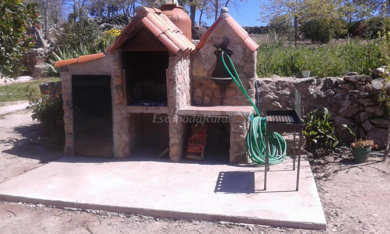 בית הארחה Montánchez 	El Majano מראה חיצוני תמונה