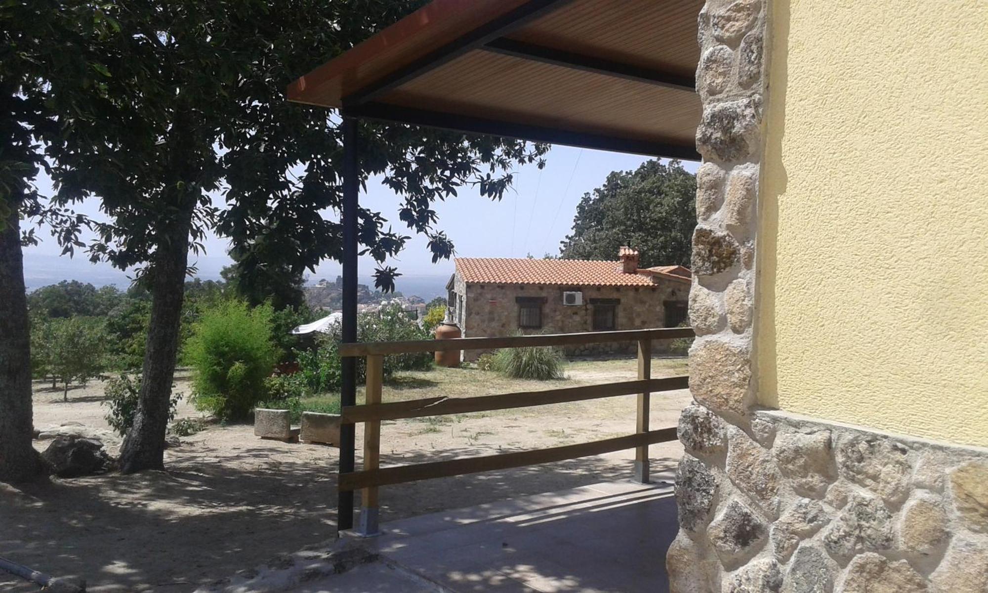 בית הארחה Montánchez 	El Majano מראה חיצוני תמונה